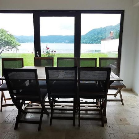 Luca'S Home Оршова Экстерьер фото